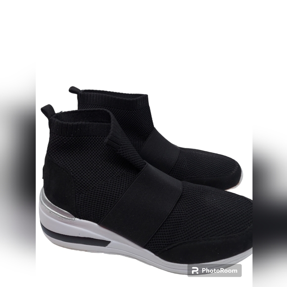 MUDD Georgina Slip-On Knit High Top Sneaker Women's Size 7 - Picture 2 of 9